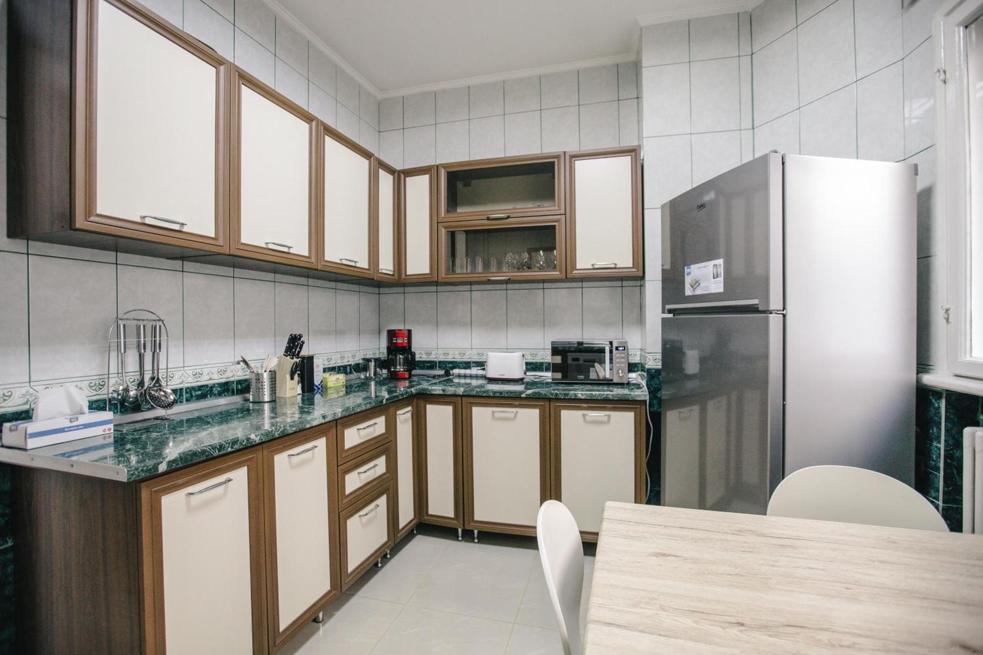 Spacious City View Apartment With Balcony Bükreş Dış mekan fotoğraf
